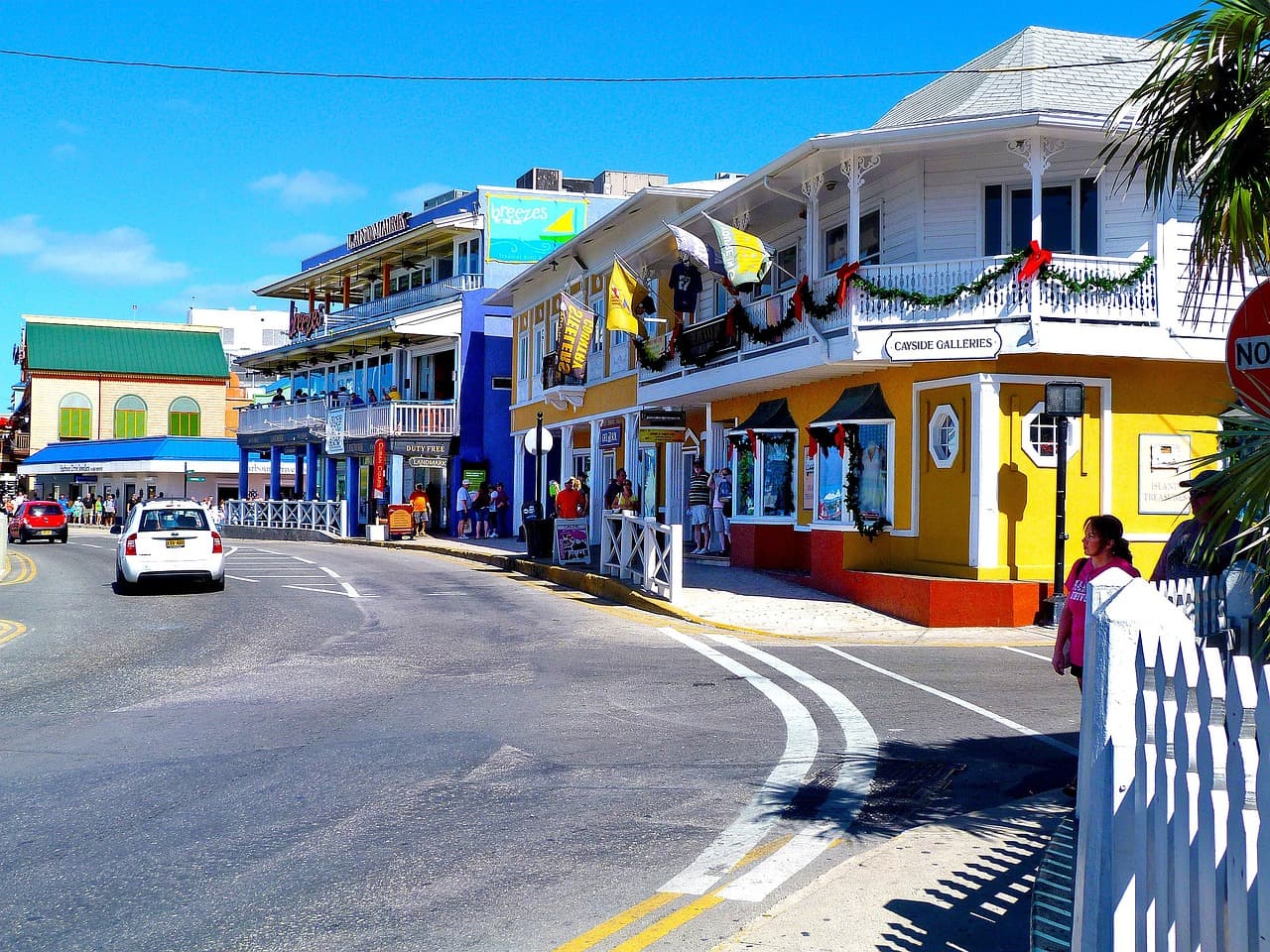 Hire in Cayman Islands landscape
